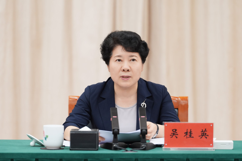 省委常委、市委书记吴桂英主持并讲话。 均为长沙晚报全媒体记者郭雨滴摄