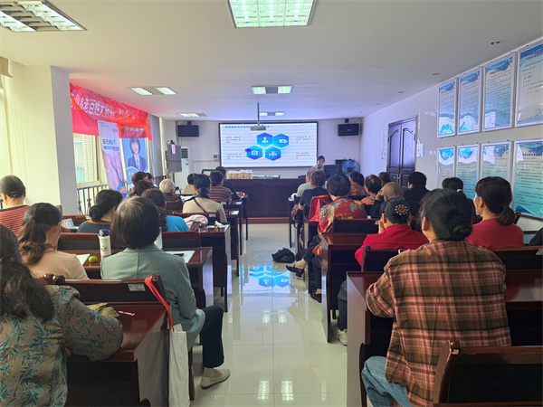 东郡社区-.jpg