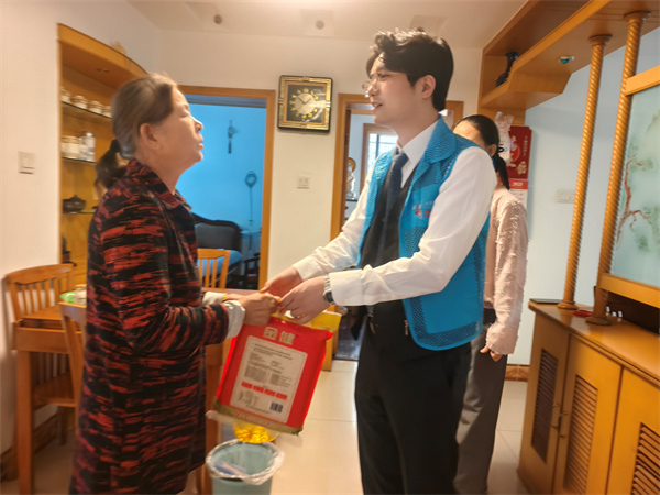 东郡社区--.jpg