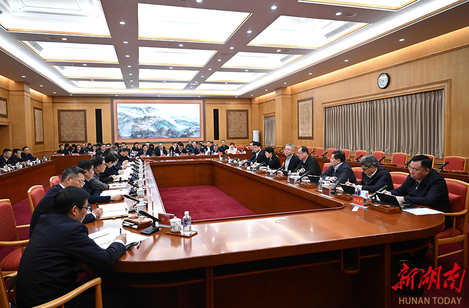 3月19日，沈晓明主持召开2026年省河湖长制、林长制、田长制工作领导小组会议。